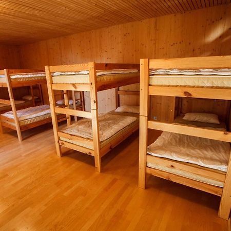 Youth Hostel Punkl Ravne na Koroskem Екстер'єр фото