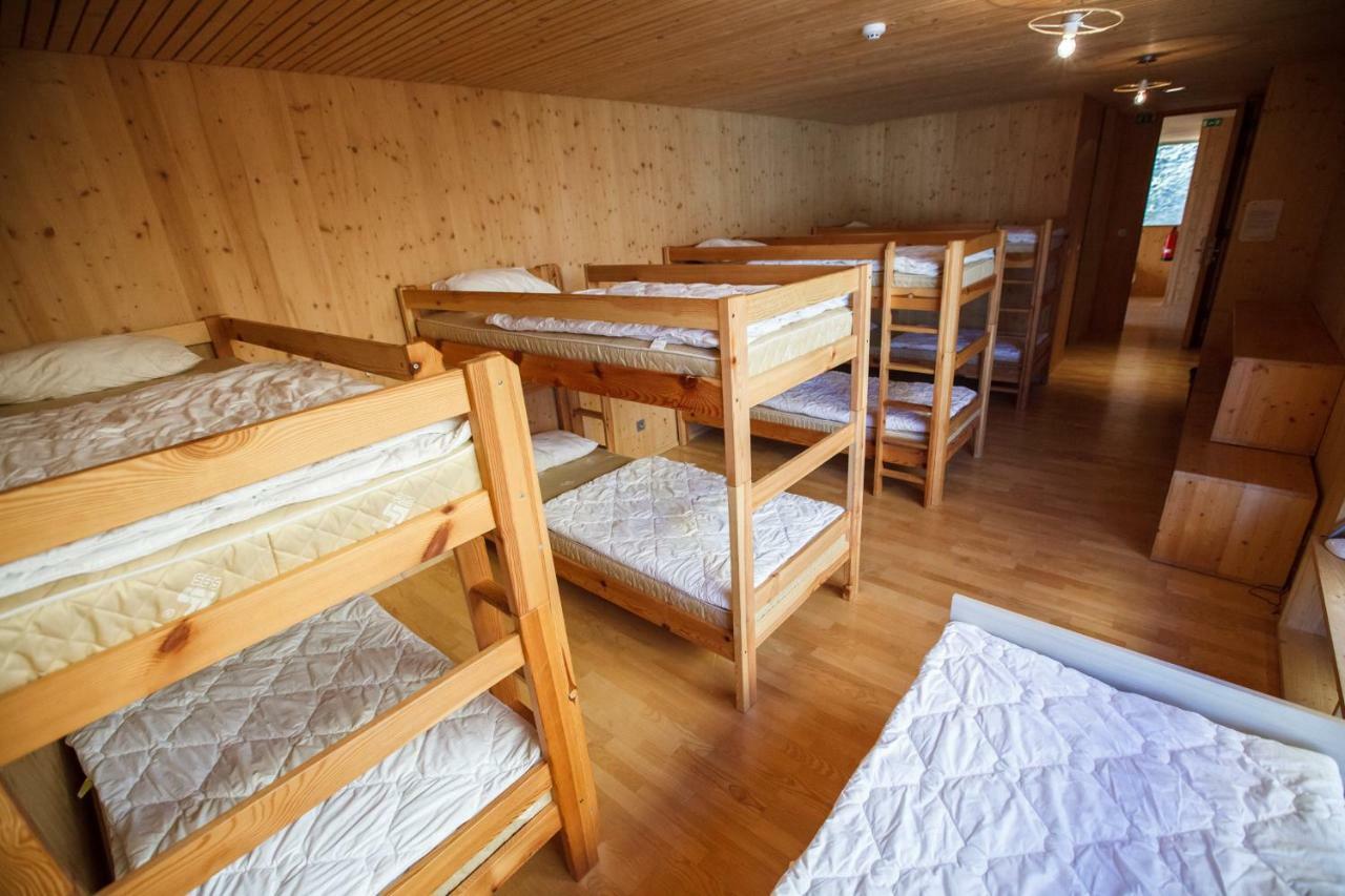 Youth Hostel Punkl Ravne na Koroskem Екстер'єр фото